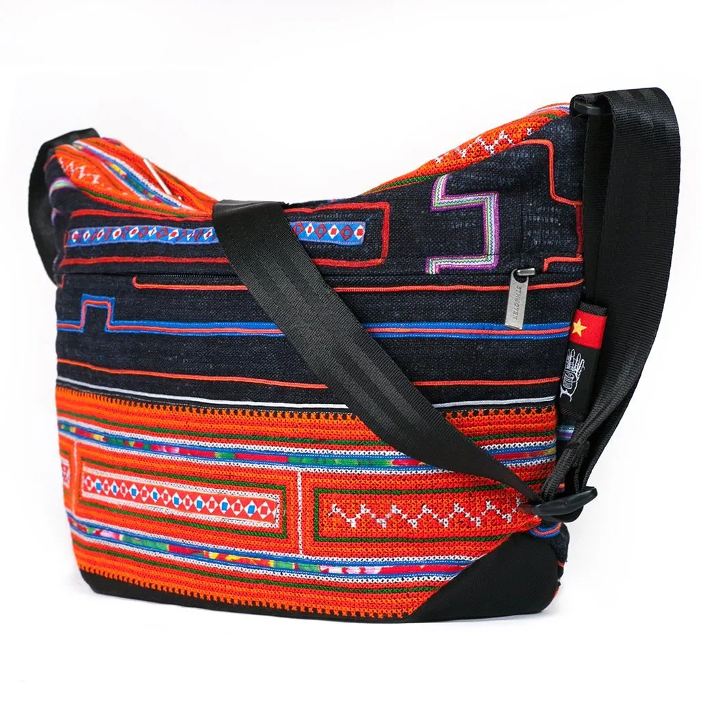 Bagan Shoulder Bag