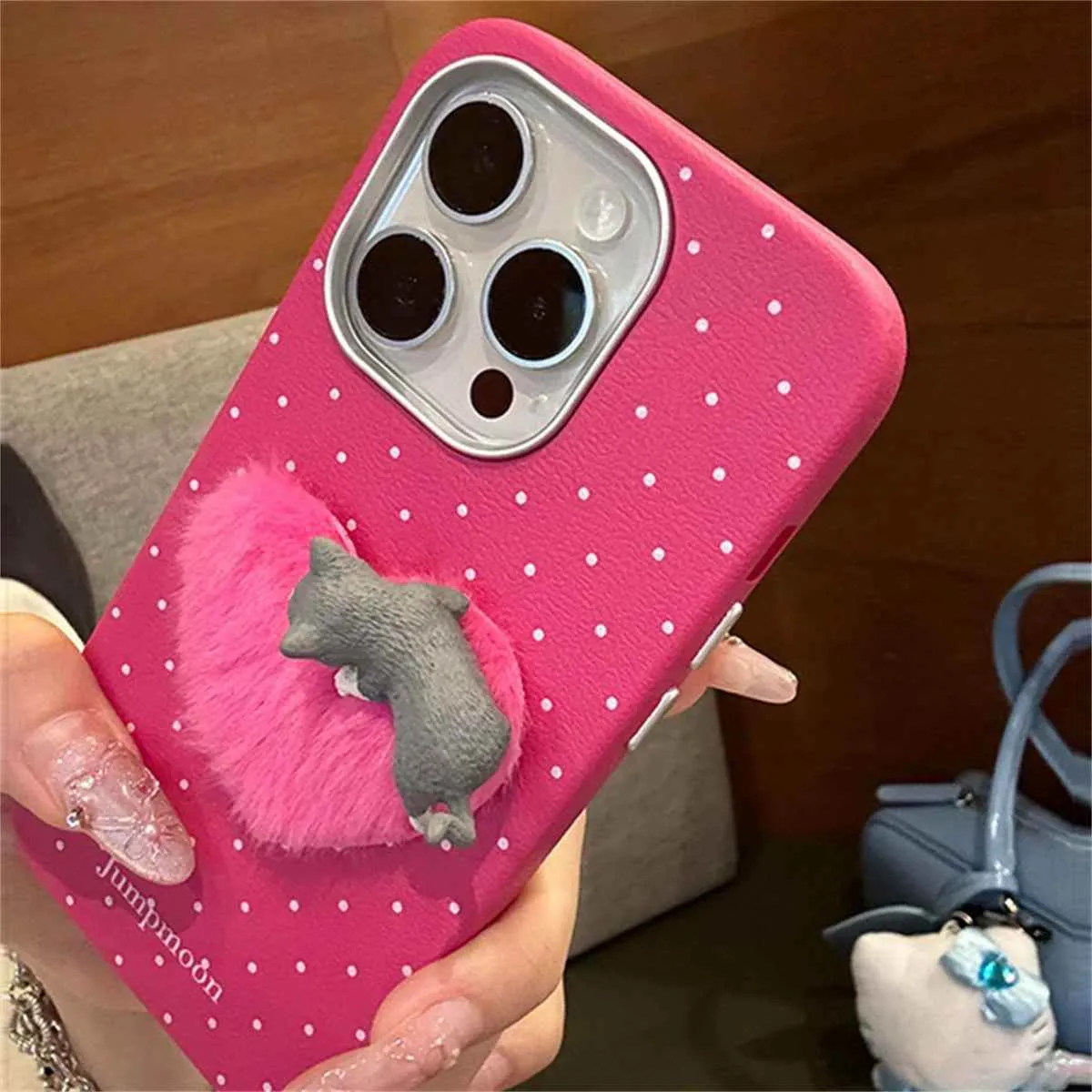 Cute Phone Cases for iPhone 16, 15, 14, 13, 12 Pro Max - 3D Cat with Fur Heart - TSP327