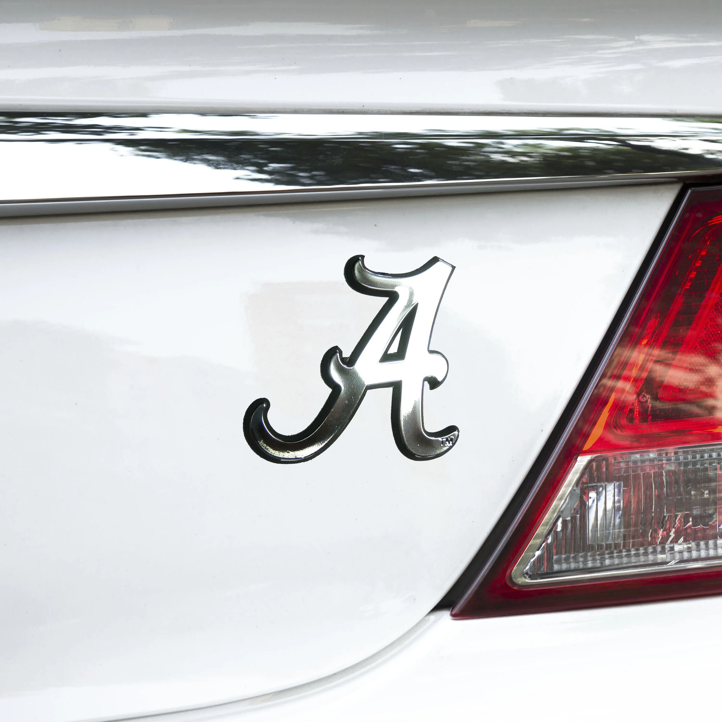 Fanmats Alabama Crimson Tide Molded Chrome Plastic Emblem