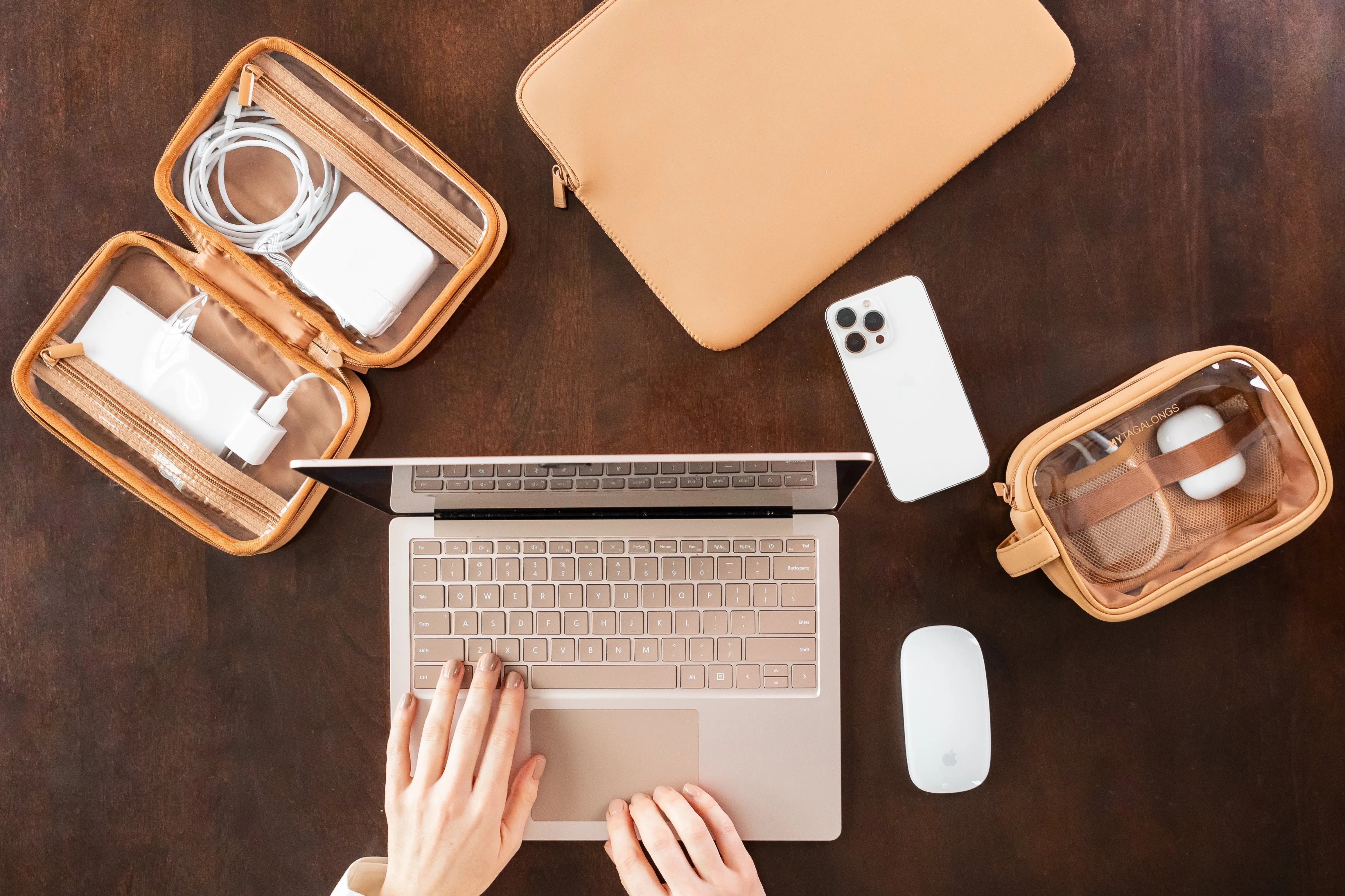 THE CLEAR CABLE ORGANIZER - ESPRESSO